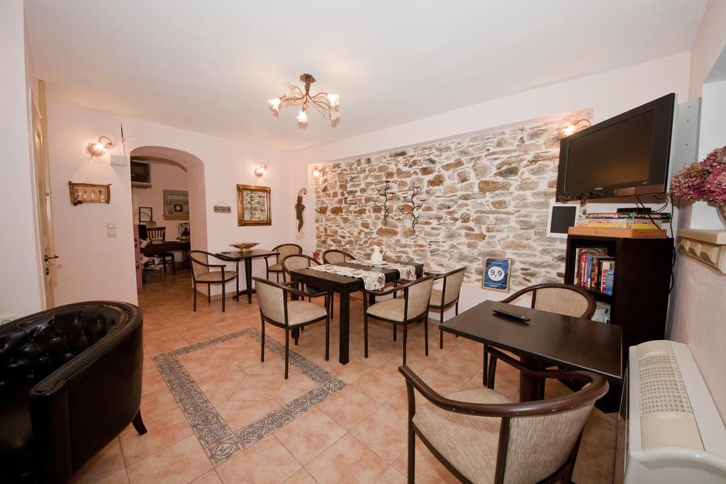 Arhontiko Prepala Hotel Neochori  Екстериор снимка